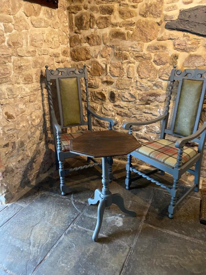 Chainbridge Usk Riverside Gastro Pub And Accommodation Trostrey Exterior foto